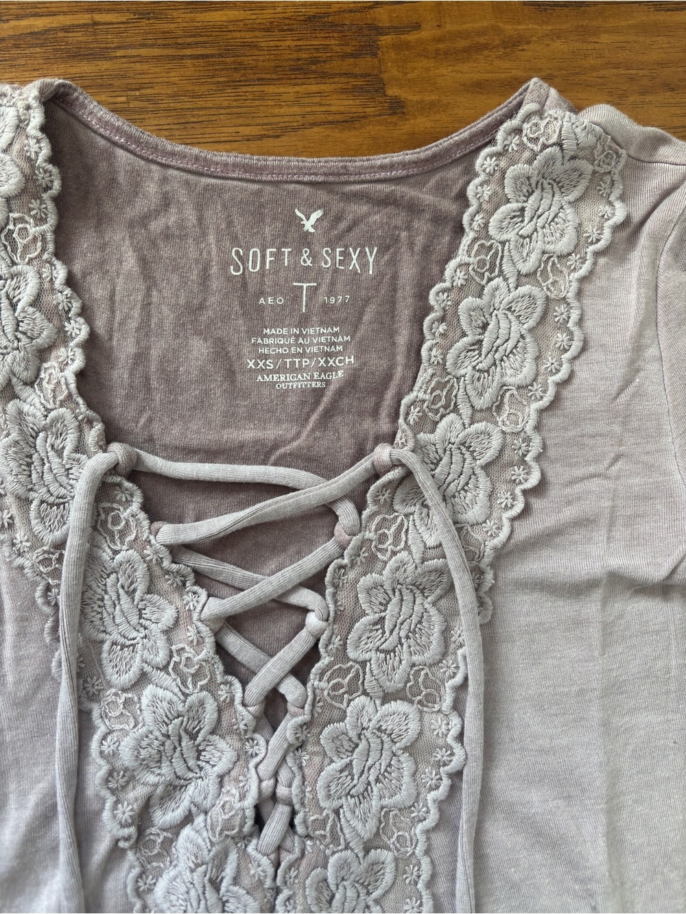 Lace-up V-neck Neckline Long-sleeve with Lace Detailing